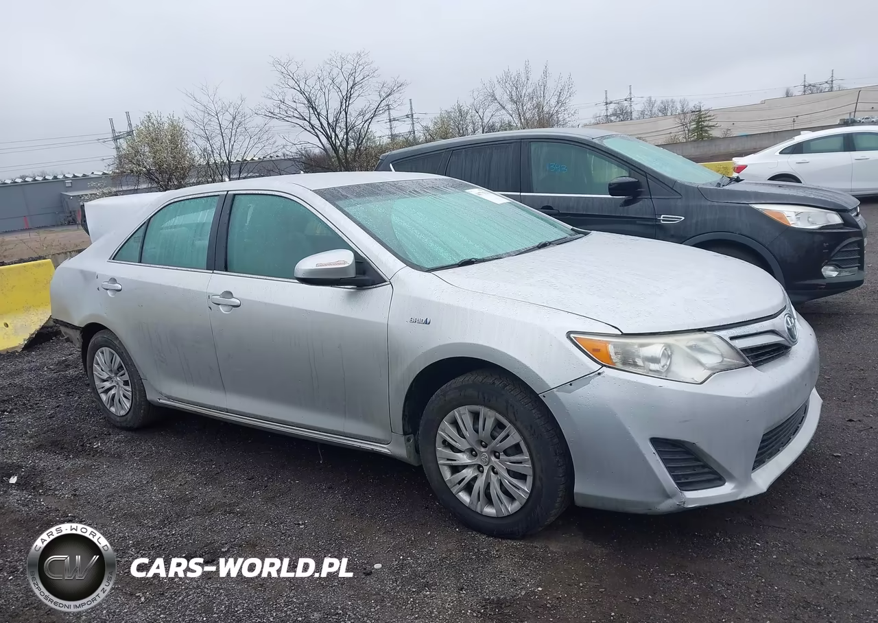 2014 Toyota Camry Hybrid Le VIN:4T1BD1FK5EU133747 - 13