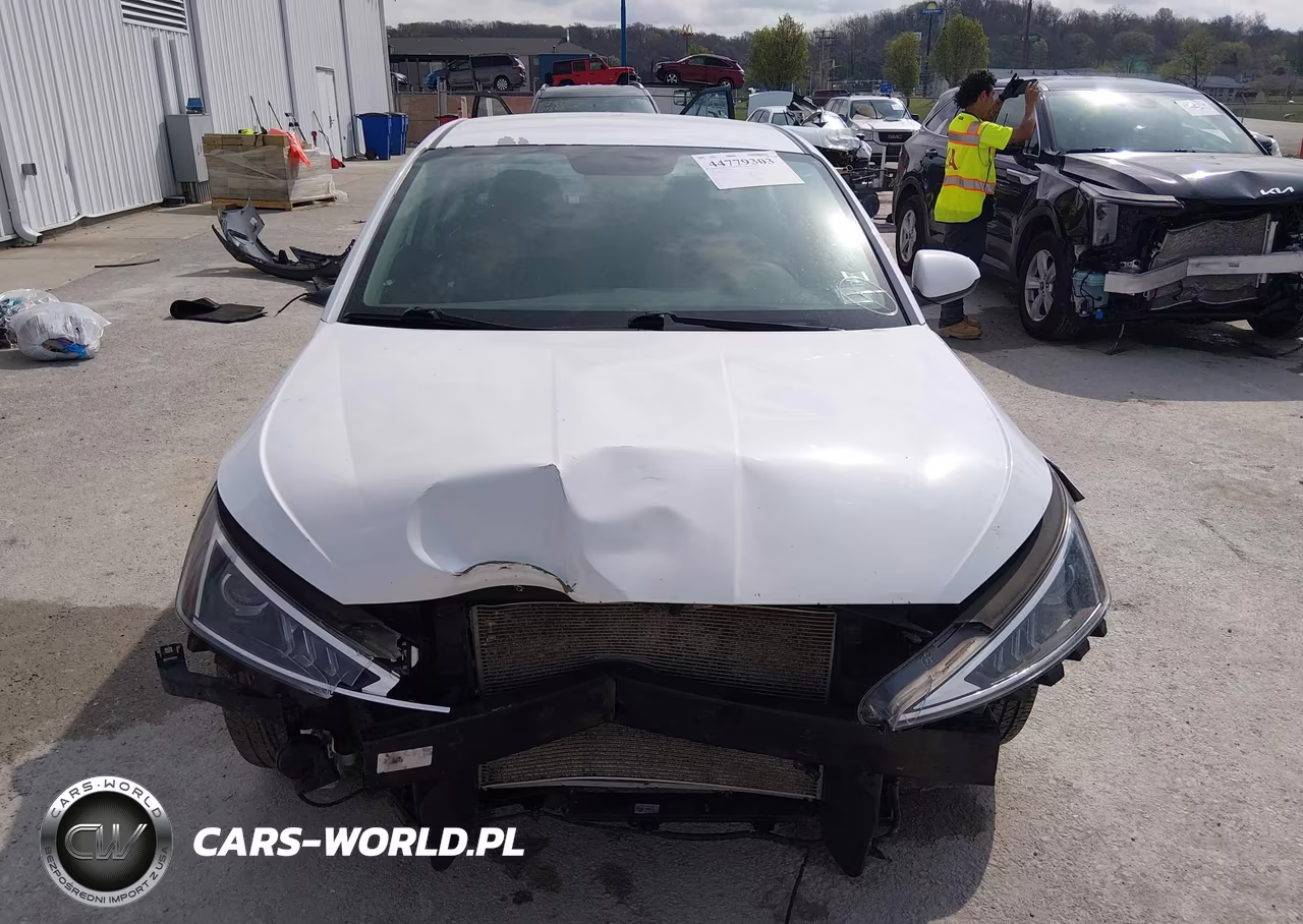 2019 Hyundai Elantra Se VIN:5NPD74LF2KH434947 - 13