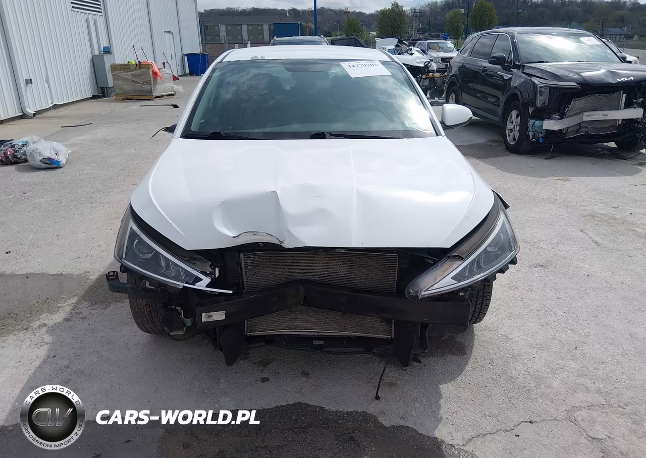 2019 Hyundai Elantra Se VIN:5NPD74LF2KH434947 - 6