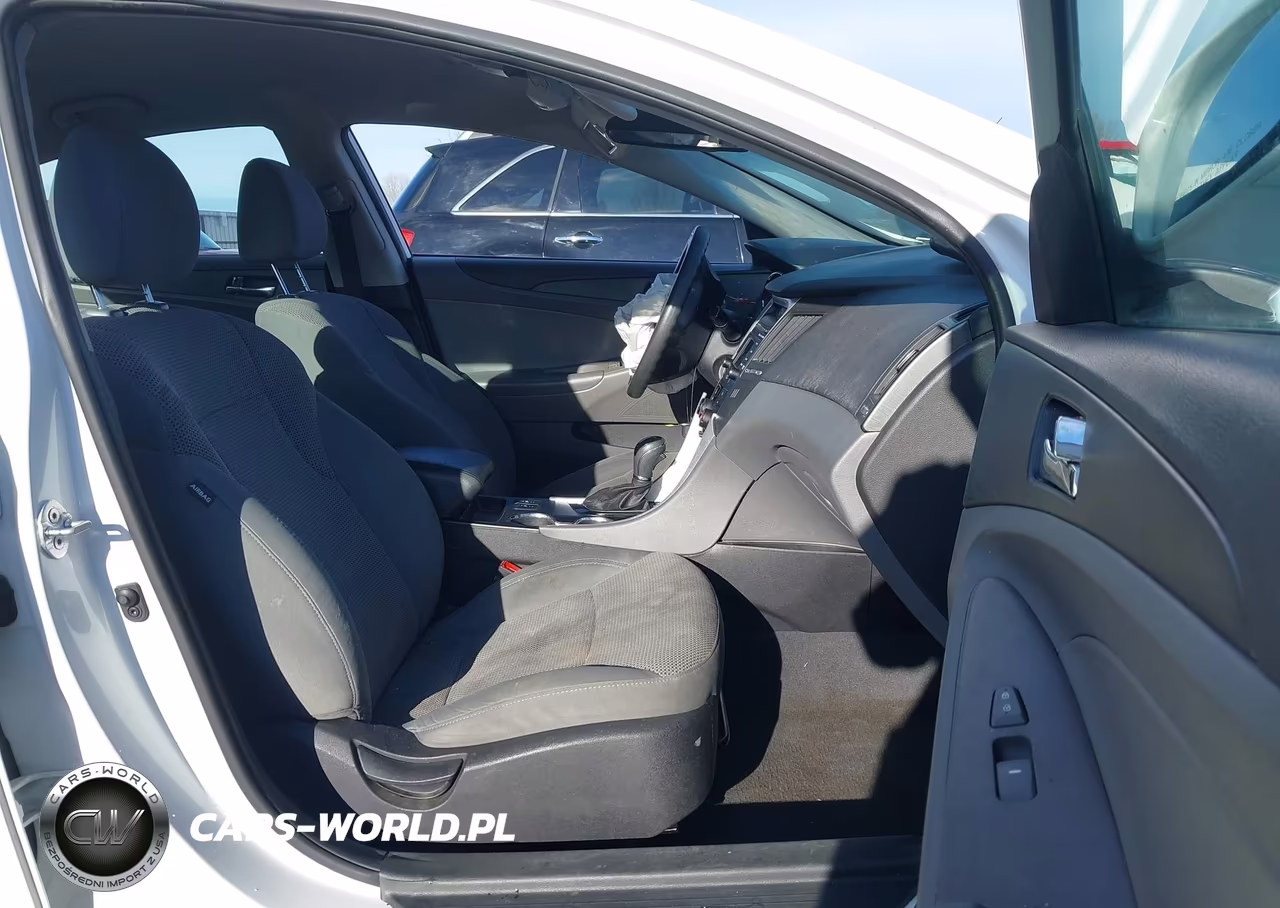 2014 Hyundai Sonata Gls VIN:5NPEB4AC1EH935733 - 5