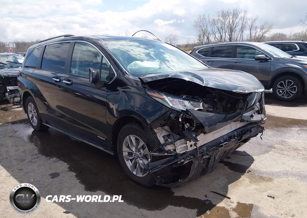 2021 Toyota Sienna Xle – zdjęcie 1 z 17