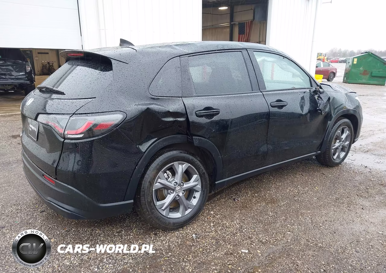 2026 Honda Hr-V Awd Lx VIN:3CZRZ2H37TM741586 - 4