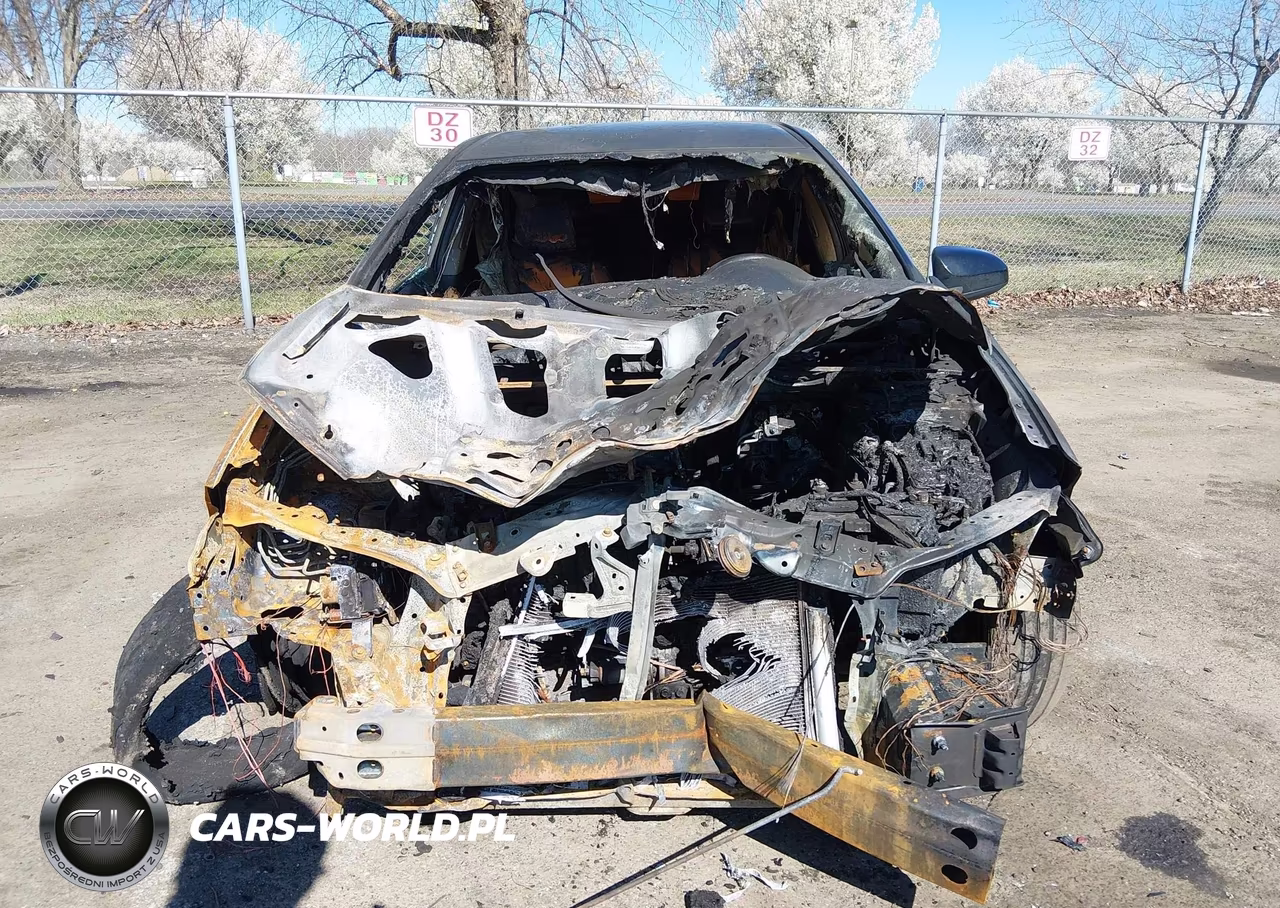 2018 Toyota Corolla Le VIN:2T1BURHE6JC111774 - 12