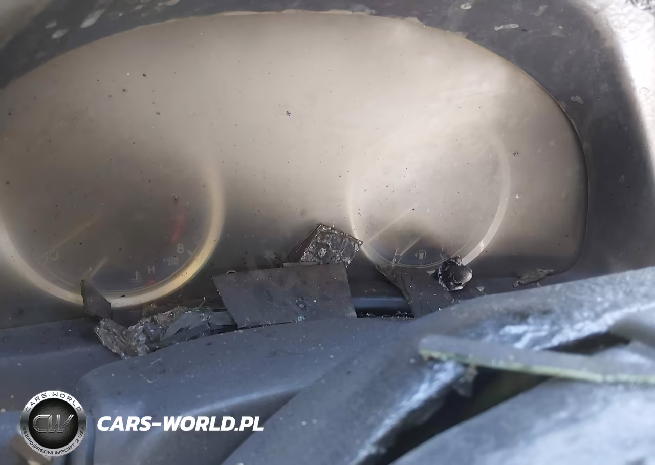 2018 Toyota Corolla Le VIN:2T1BURHE6JC111774 - 15