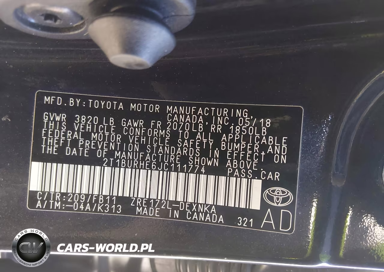2018 Toyota Corolla Le VIN:2T1BURHE6JC111774 - 9