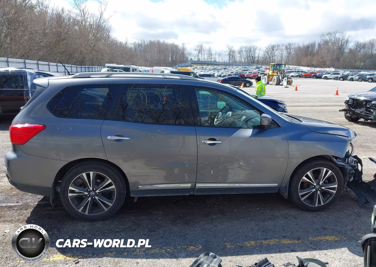 2018 Nissan Pathfinder Platinum VIN:5N1DR2MN5JC656537 - 13