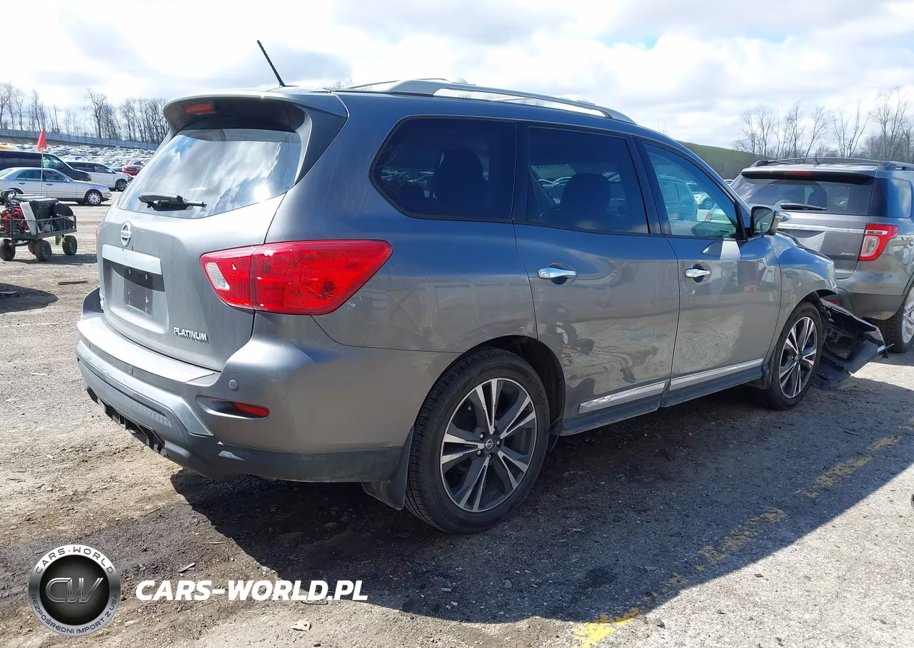 2018 Nissan Pathfinder Platinum VIN:5N1DR2MN5JC656537 - 4