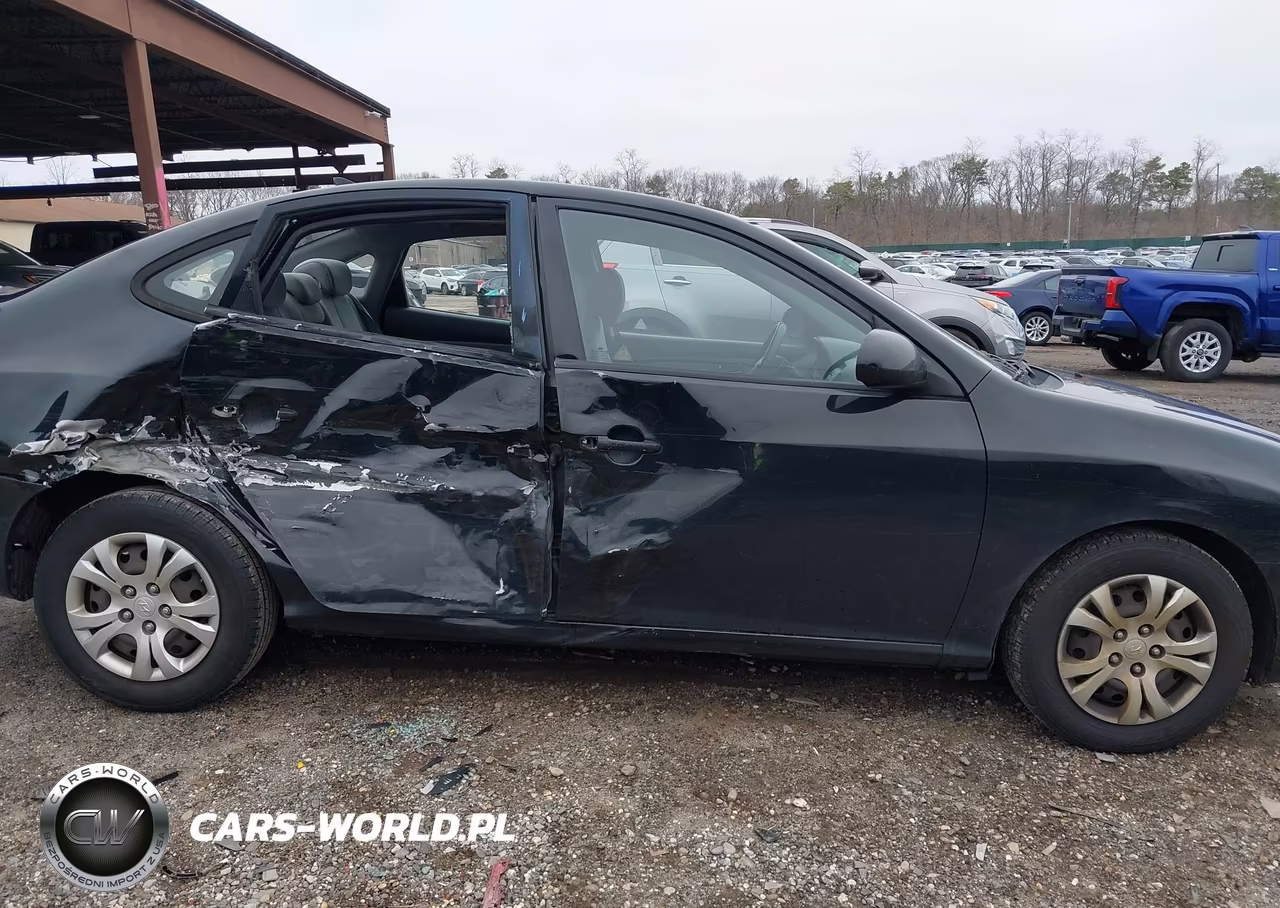 2010 Hyundai Elantra Gls VIN:KMHDU4AD0AU203975 - 13