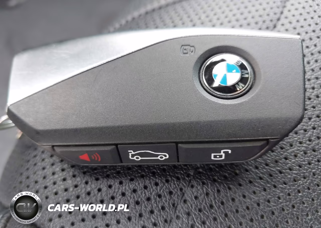 2024 BMW Ix xDrive50 VIN:WB523CF04RCP25438 - 11