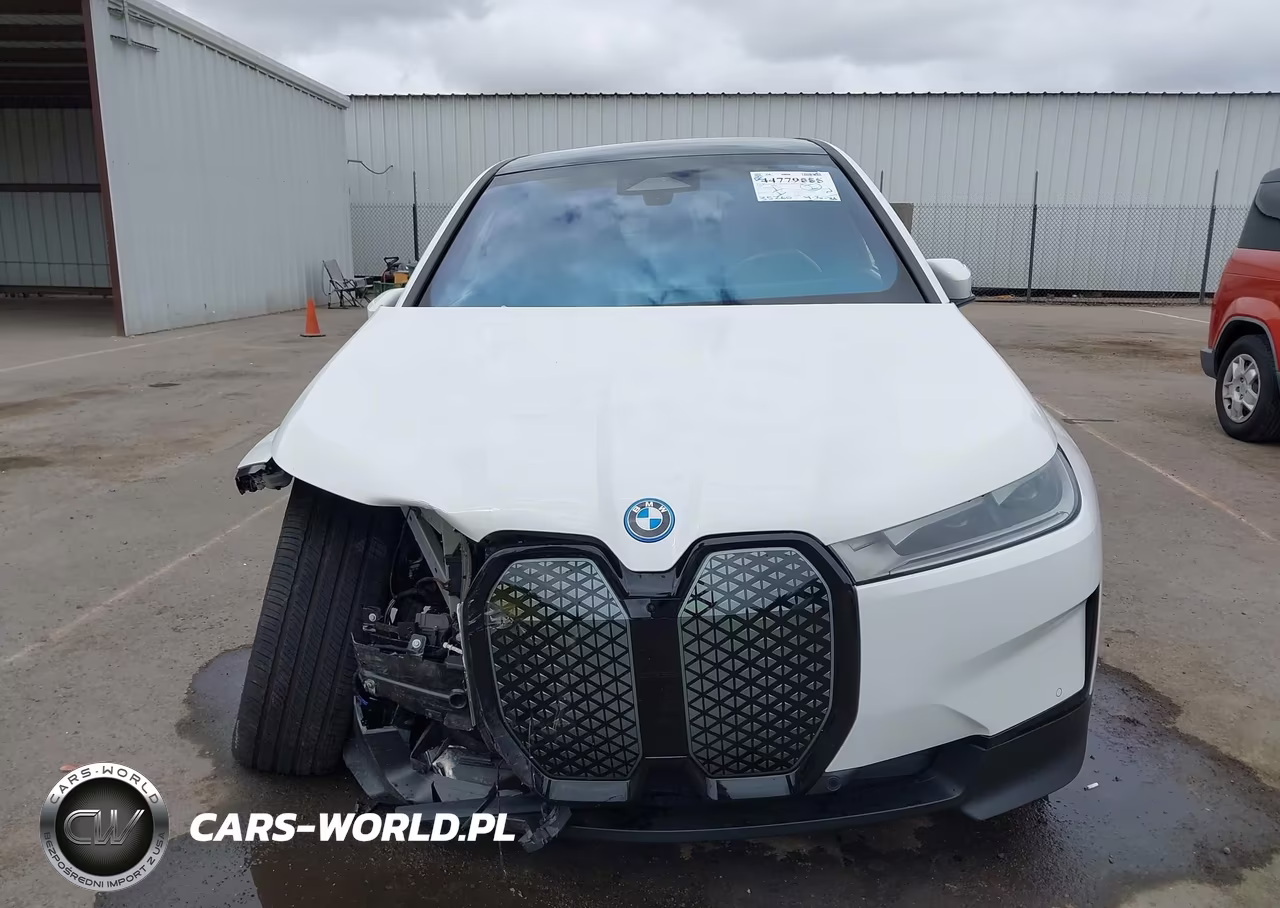 2024 BMW Ix xDrive50 VIN:WB523CF04RCP25438 - 13