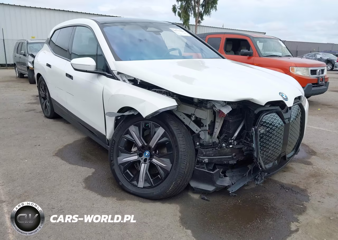 2024 BMW Ix xDrive50 VIN:WB523CF04RCP25438 - 6