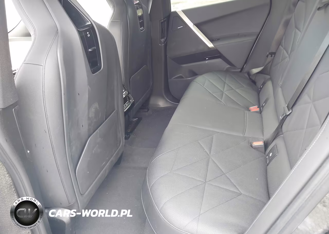 2024 BMW Ix xDrive50 VIN:WB523CF04RCP25438 - 8