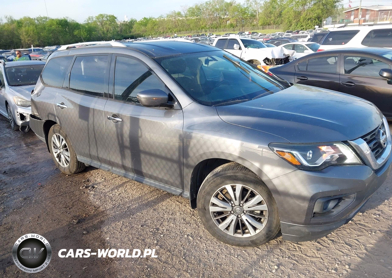 2018 Nissan Pathfinder S