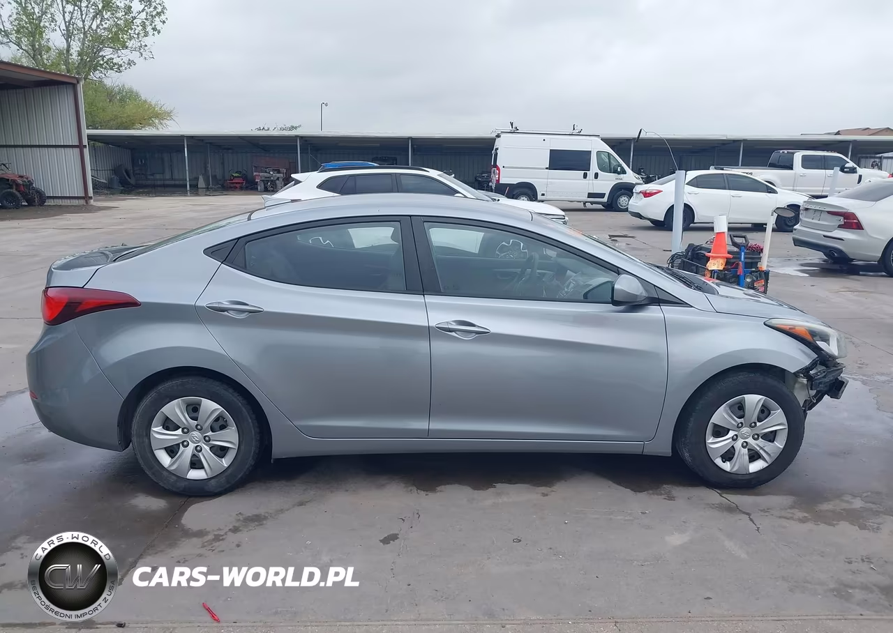 2016 Hyundai Elantra Se VIN:5NPDH4AE4GH758030 - 14