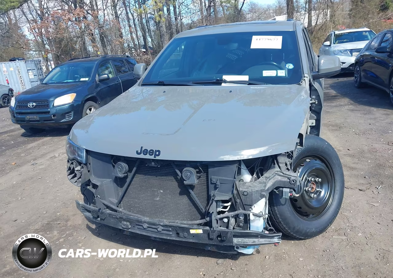 2020 Jeep Grand Cherokee Altitude 4X4 VIN:1C4RJFAG9LC142871 - 12