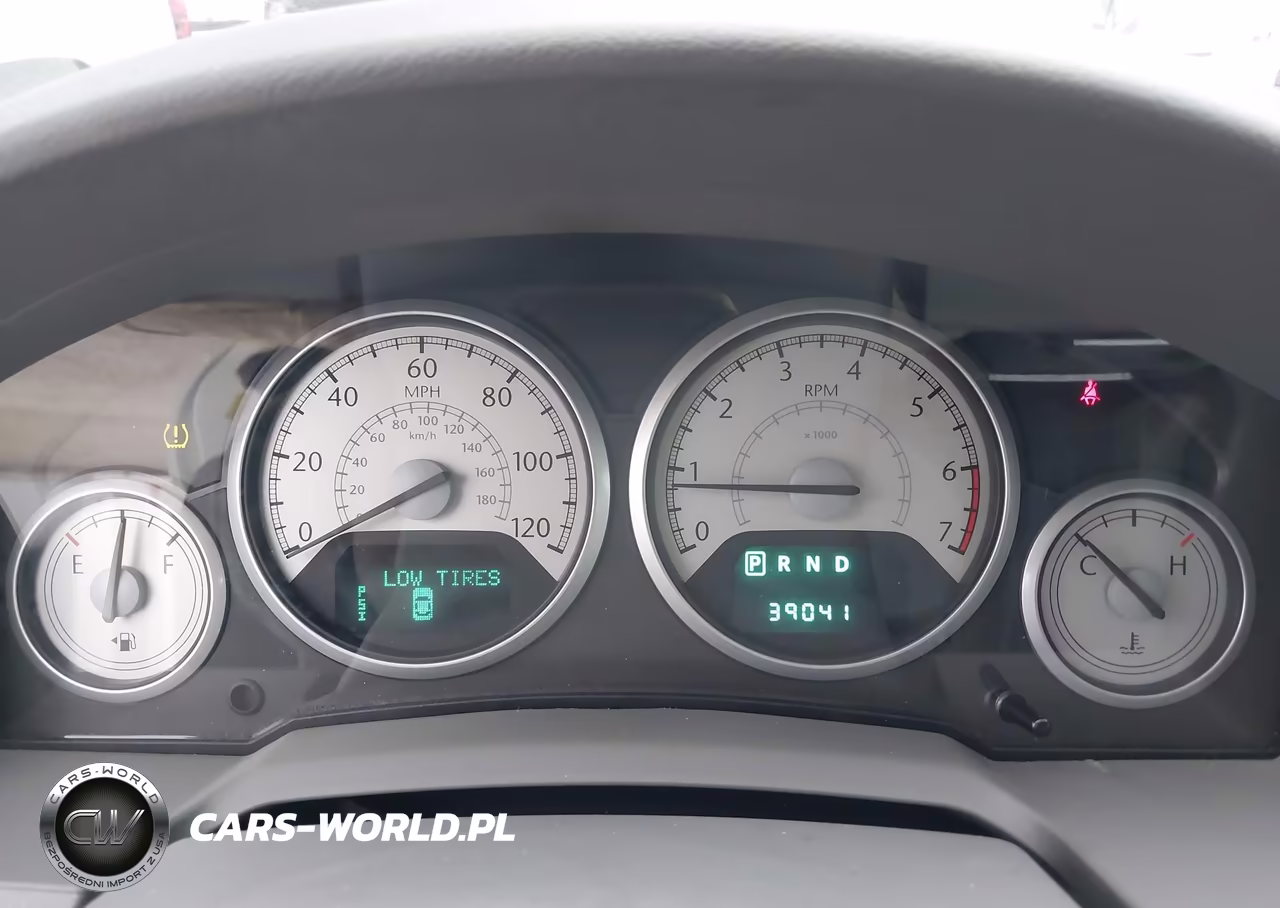 2008 Chrysler Town & Country Touring VIN:2A8HR54P58R602285 - 7