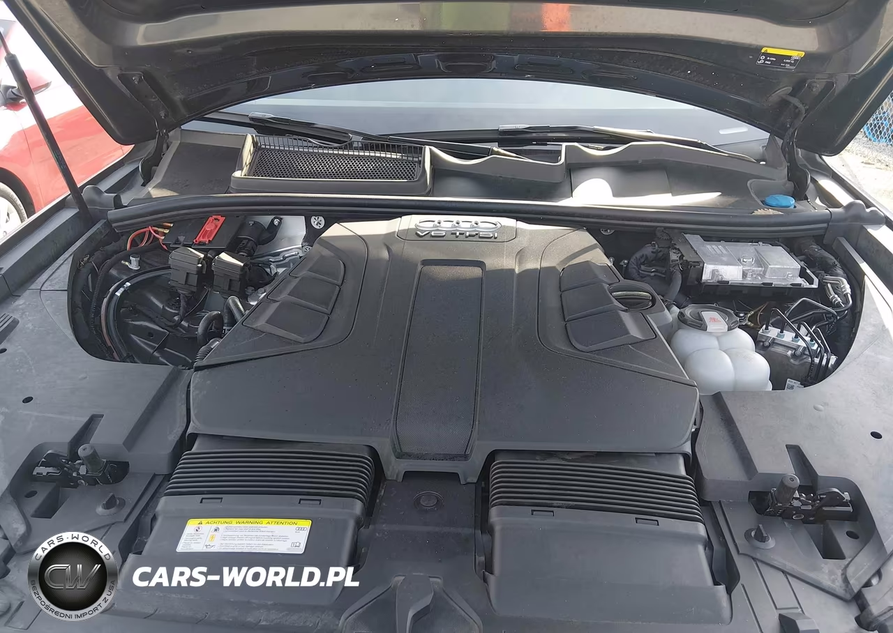 2019 Audi Q7 55 Premium VIN:WA1LAAF78KD000905 - 10