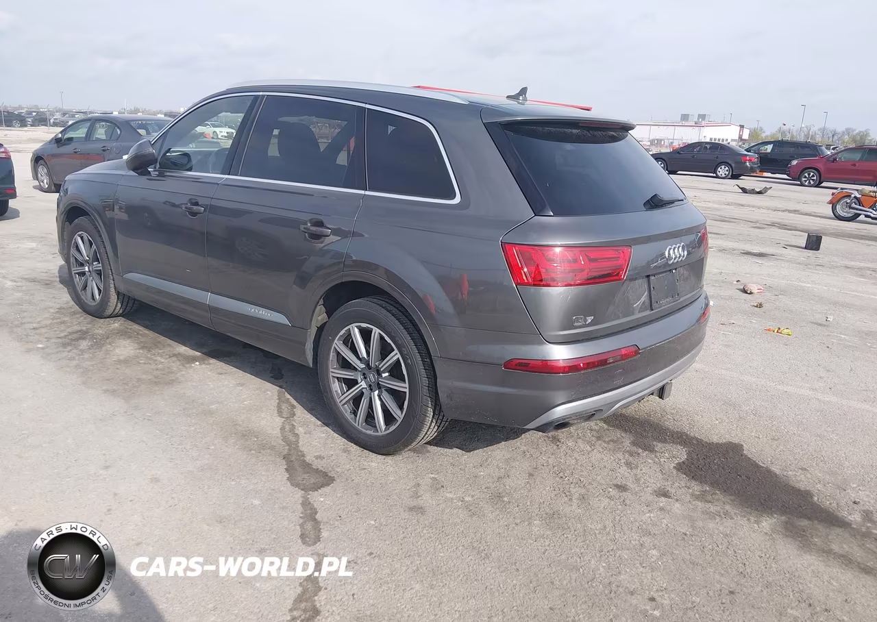 2019 Audi Q7 55 Premium VIN:WA1LAAF78KD000905 - 3