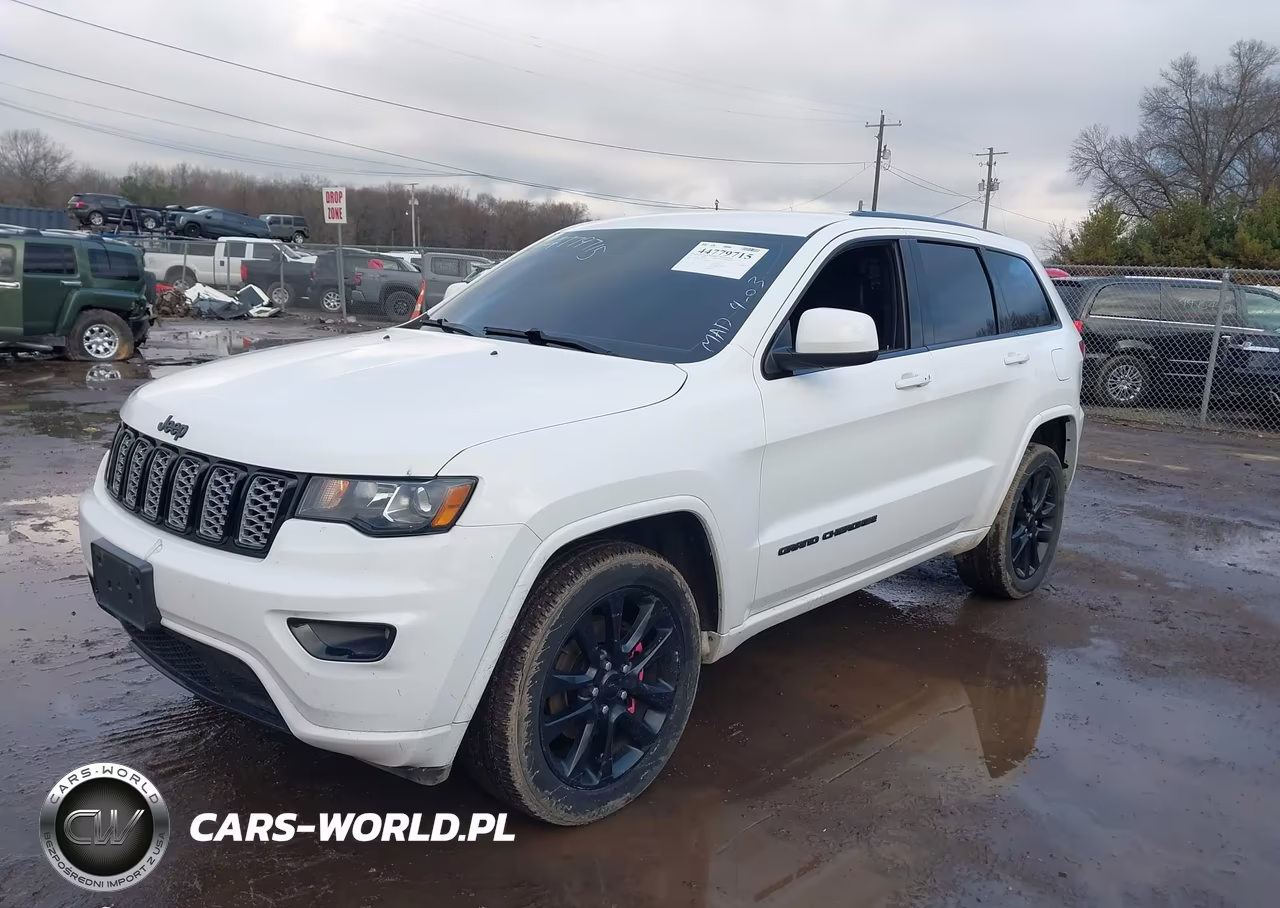 2017 Jeep Grand Cherokee Altitude 4X4 VIN:1C4RJFAG9HC905768 - 2
