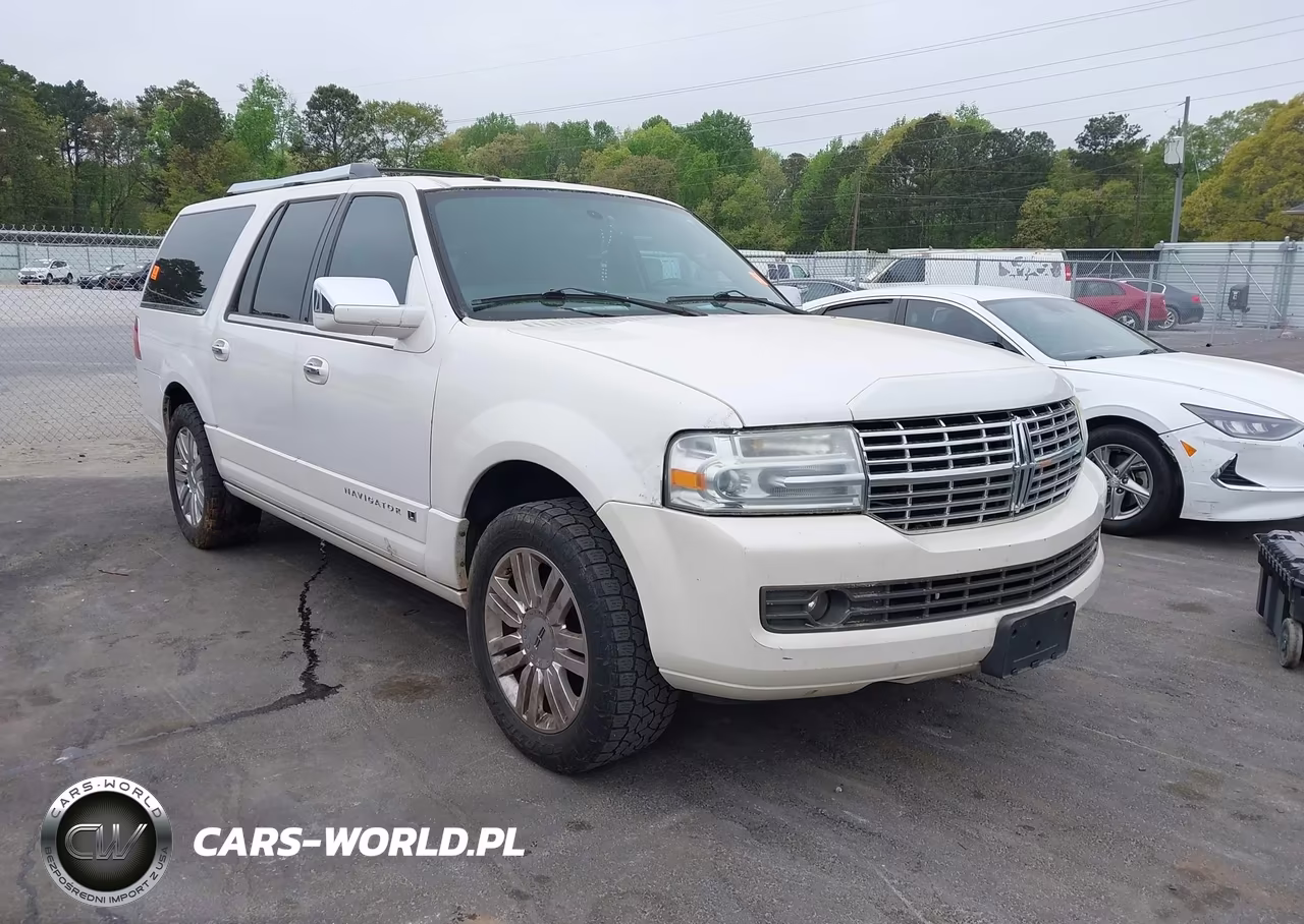2011 Lincoln Navigator L