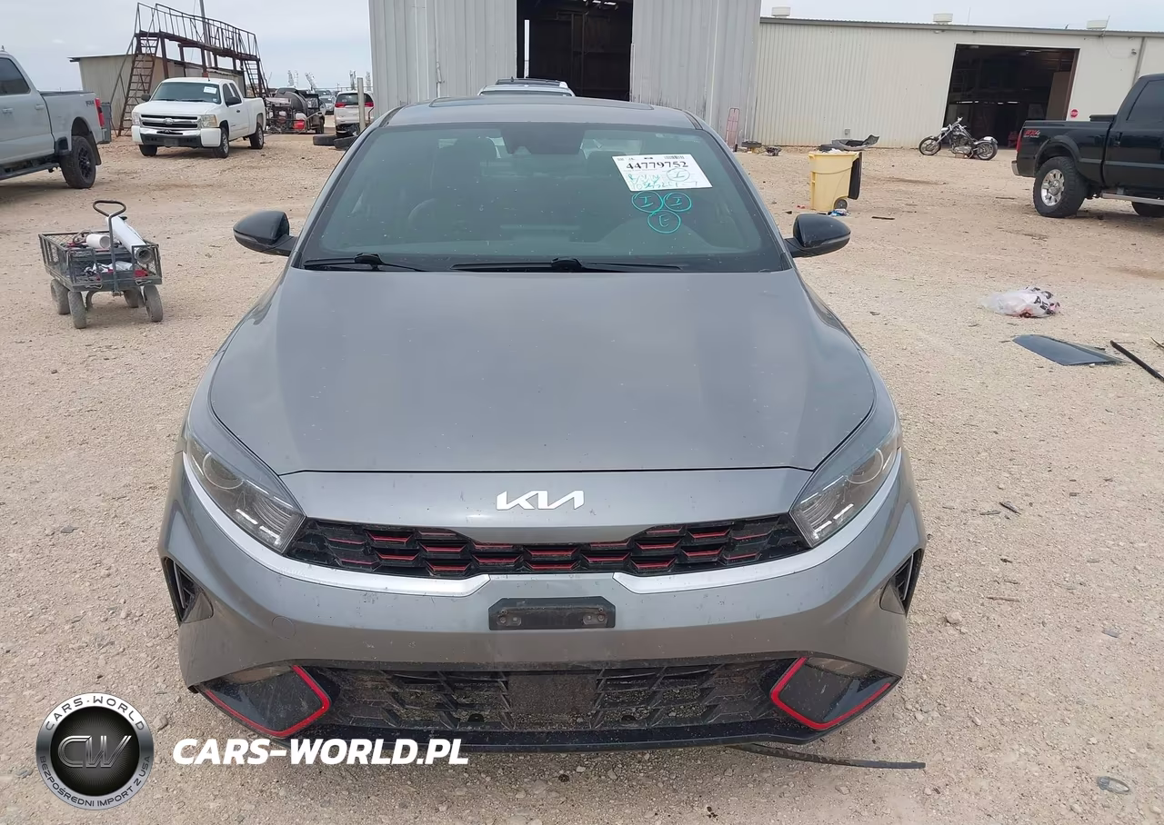 2023 Kia Forte Gt-Line VIN:3KPF54AD1PE522562 - 13