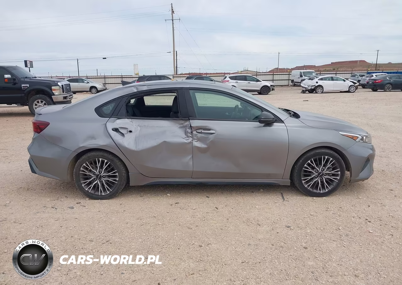 2023 Kia Forte Gt-Line VIN:3KPF54AD1PE522562 - 14