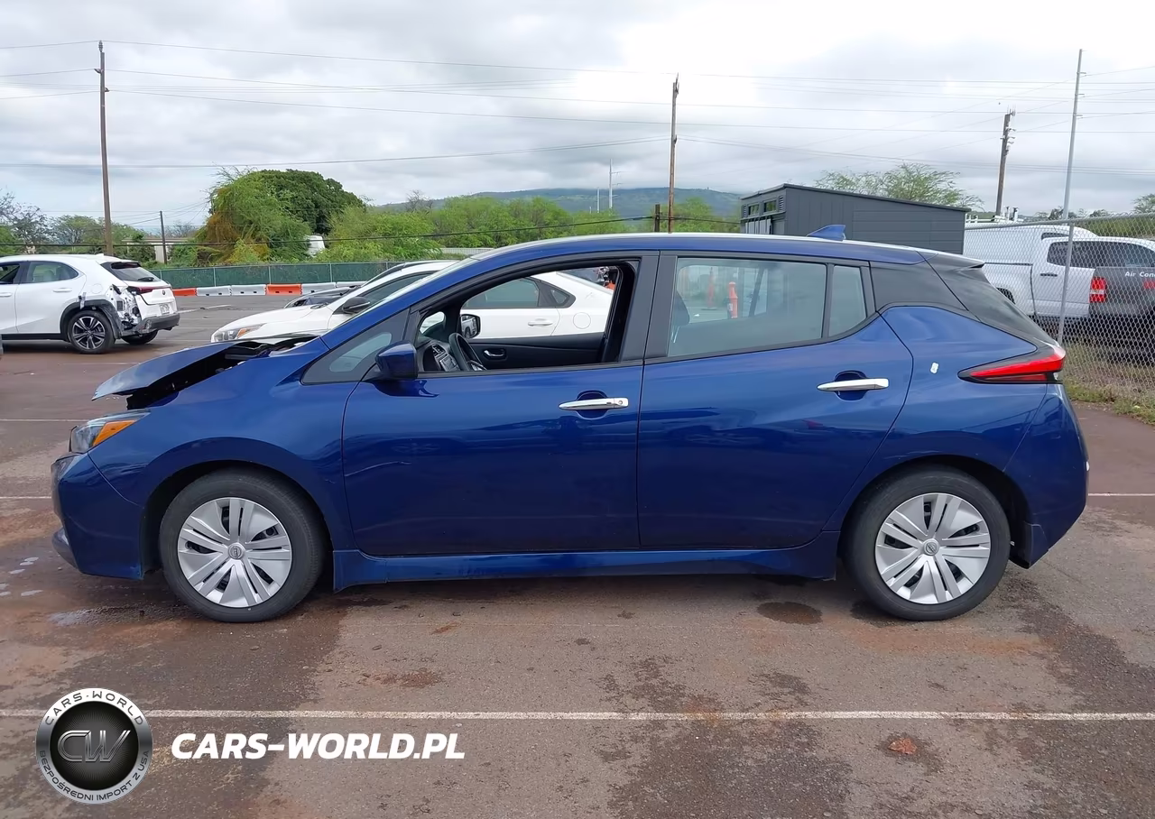 2025 Nissan Leaf S VIN:1N4AZ1BV0SC559323 - 14