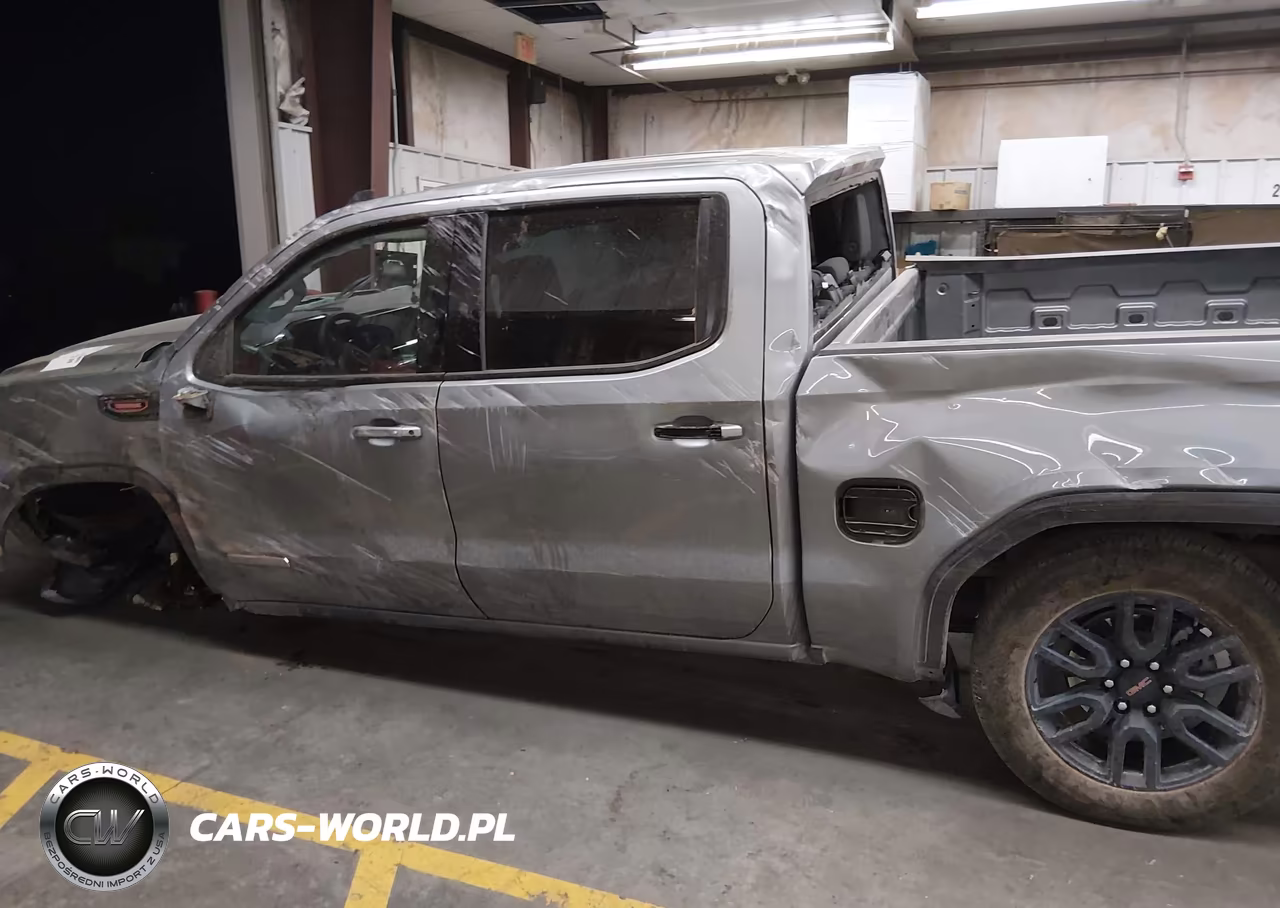2025 GMC Sierra 1500 4Wd Short Box Elevation With 3Sb VIN:3GTPUCEK1SG292951 - 14