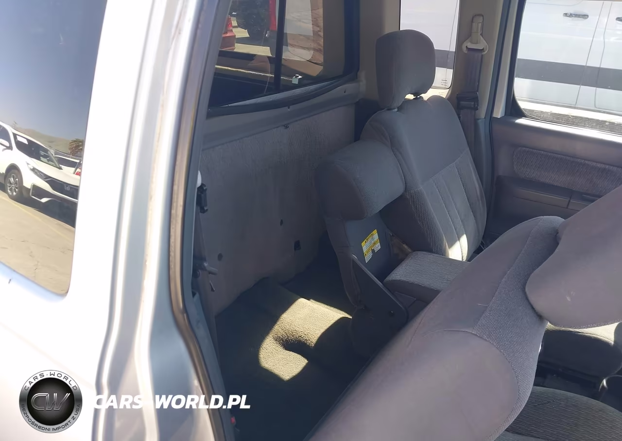 2001 Nissan Frontier Xe VIN:1N6DD26S21C358059 - 8