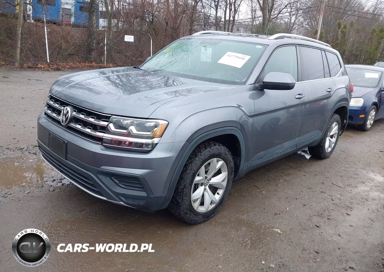 2018 Volkswagen Atlas 3.6L V6 Launch Edition VIN:1V2BR2CA8JC501196 - 2