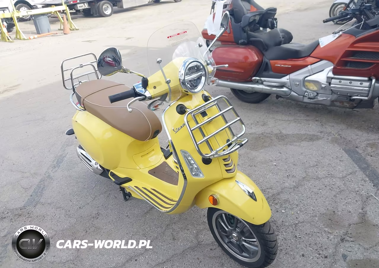 2023 Vespa Primavera-Sprint 150