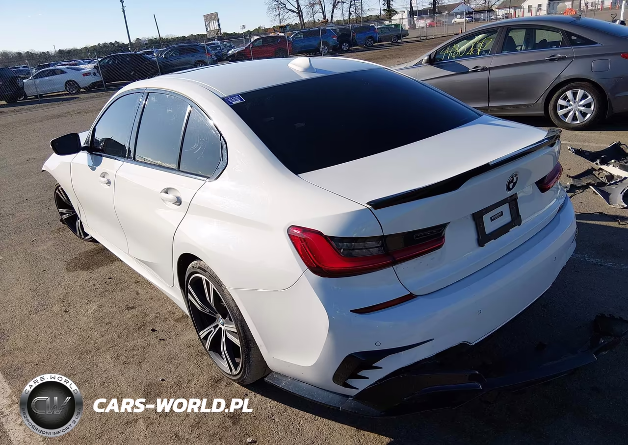 2019 BMW 330I xDrive VIN:WBA5R7C58KAJ78972 - 3
