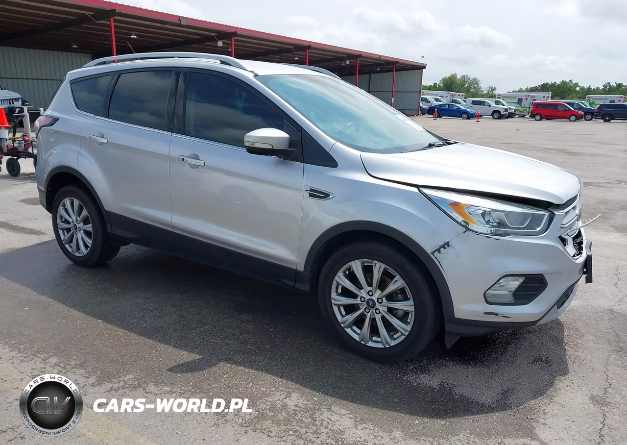 2017 Ford Escape Titanium – zdjęcie 1 z 19
