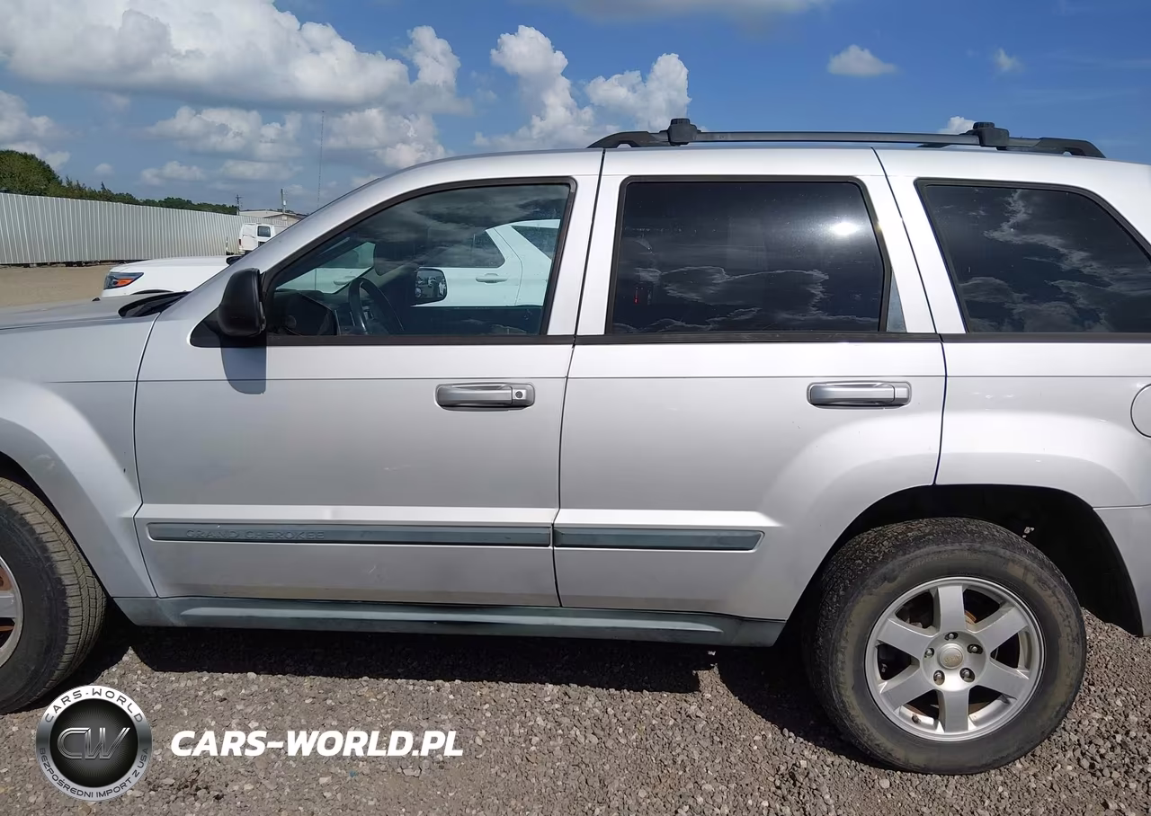 2008 Jeep Grand Cherokee Laredo VIN:1J8HS48N48C150992 - 14