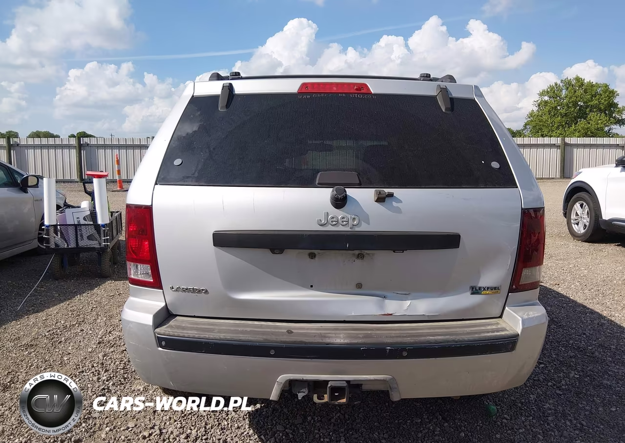 2008 Jeep Grand Cherokee Laredo VIN:1J8HS48N48C150992 - 16