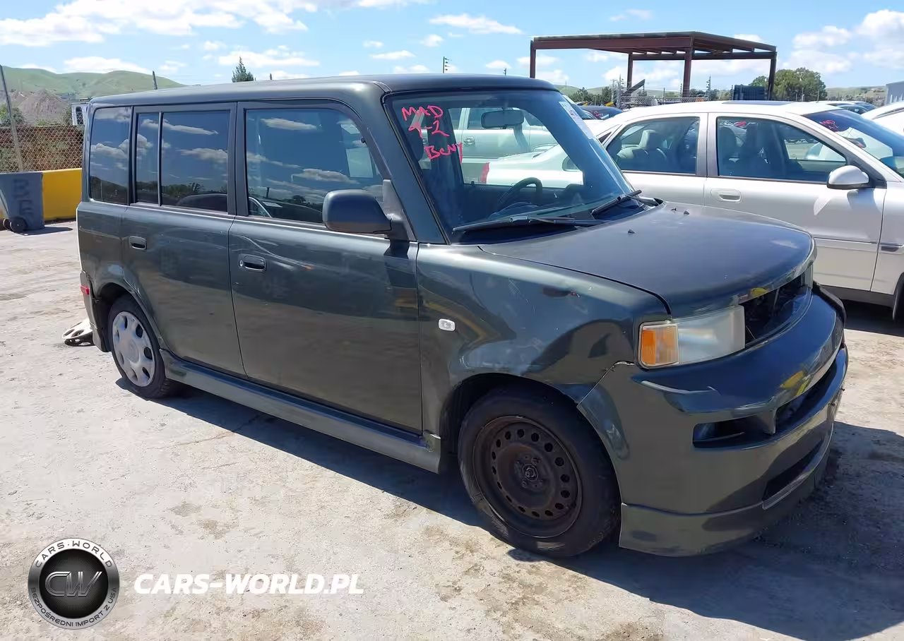 2004 Scion Xb