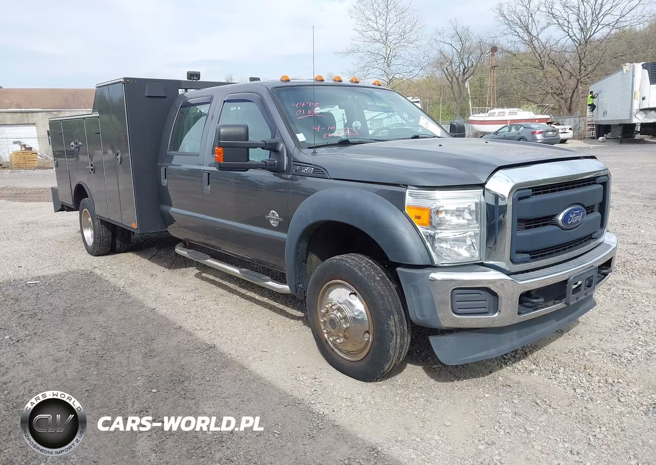 2015 Ford F-550 Chassis Xl