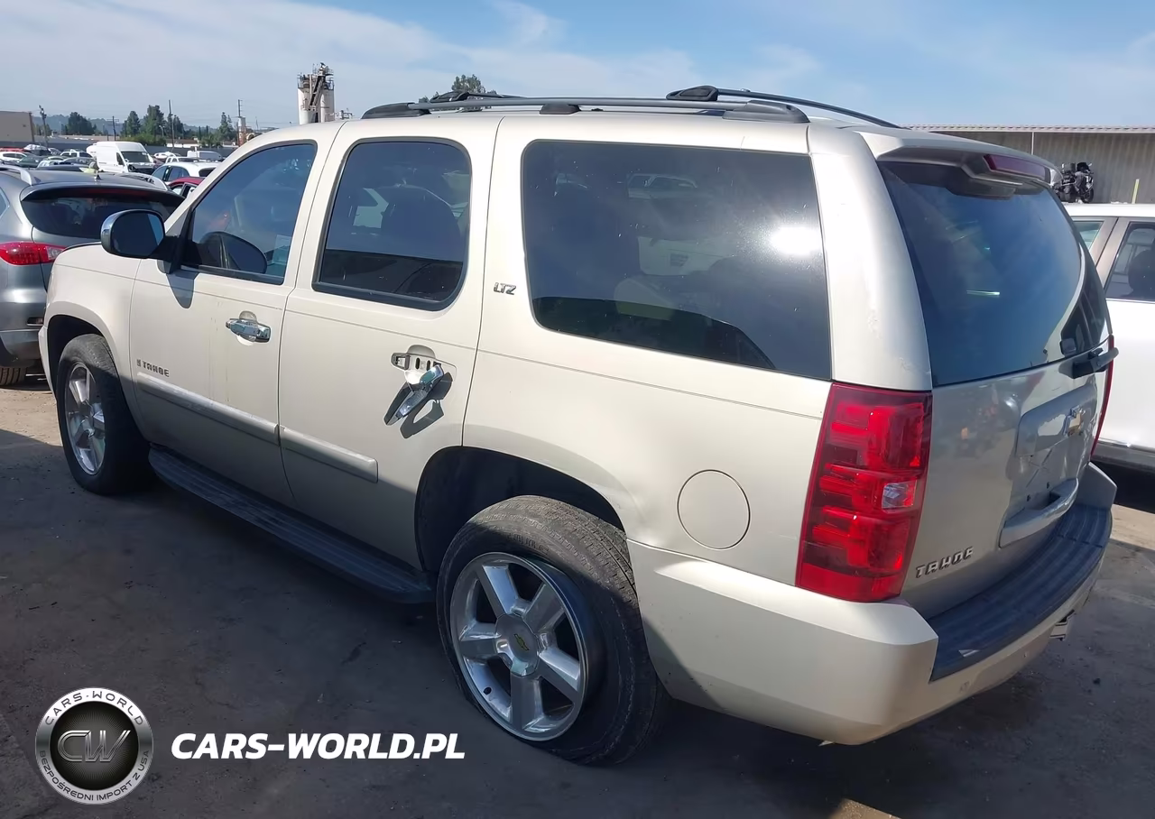2007 Chevrolet Tahoe Ltz VIN:1GNFC13047R321846 - 3