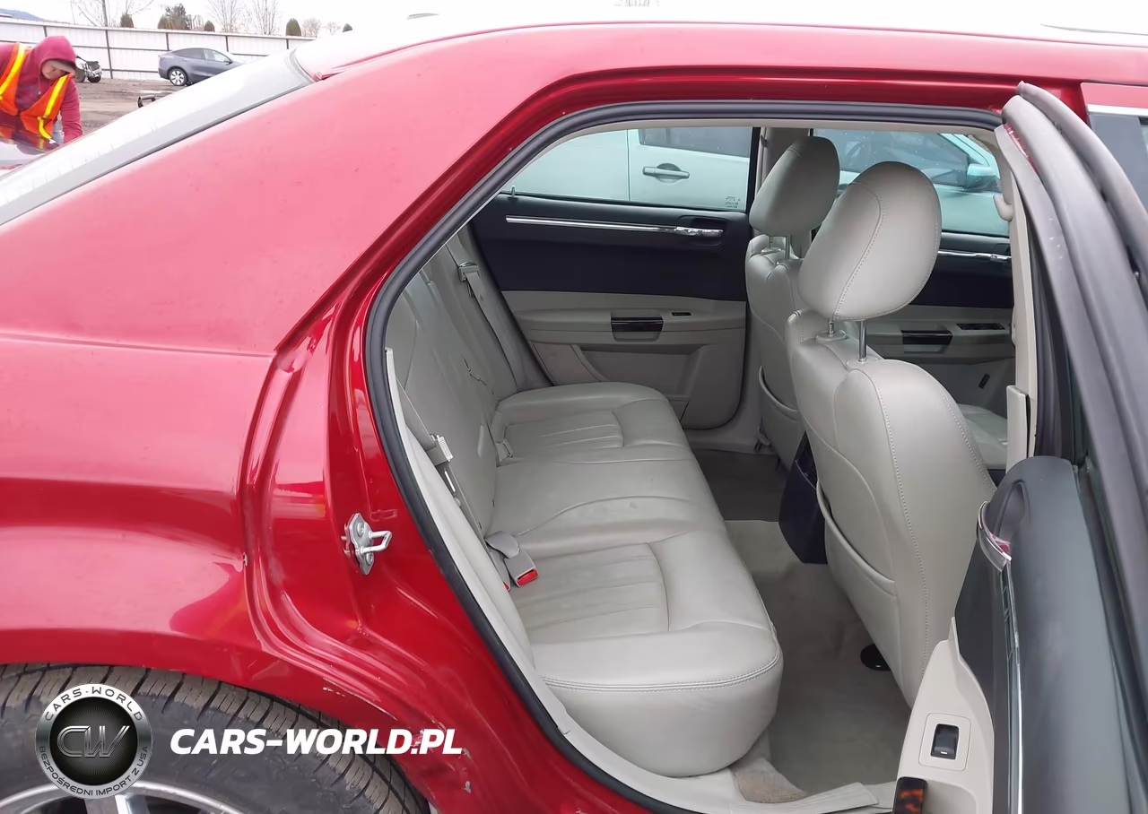 2007 Chrysler 300C VIN:2C3LA63H97H711737 - 8