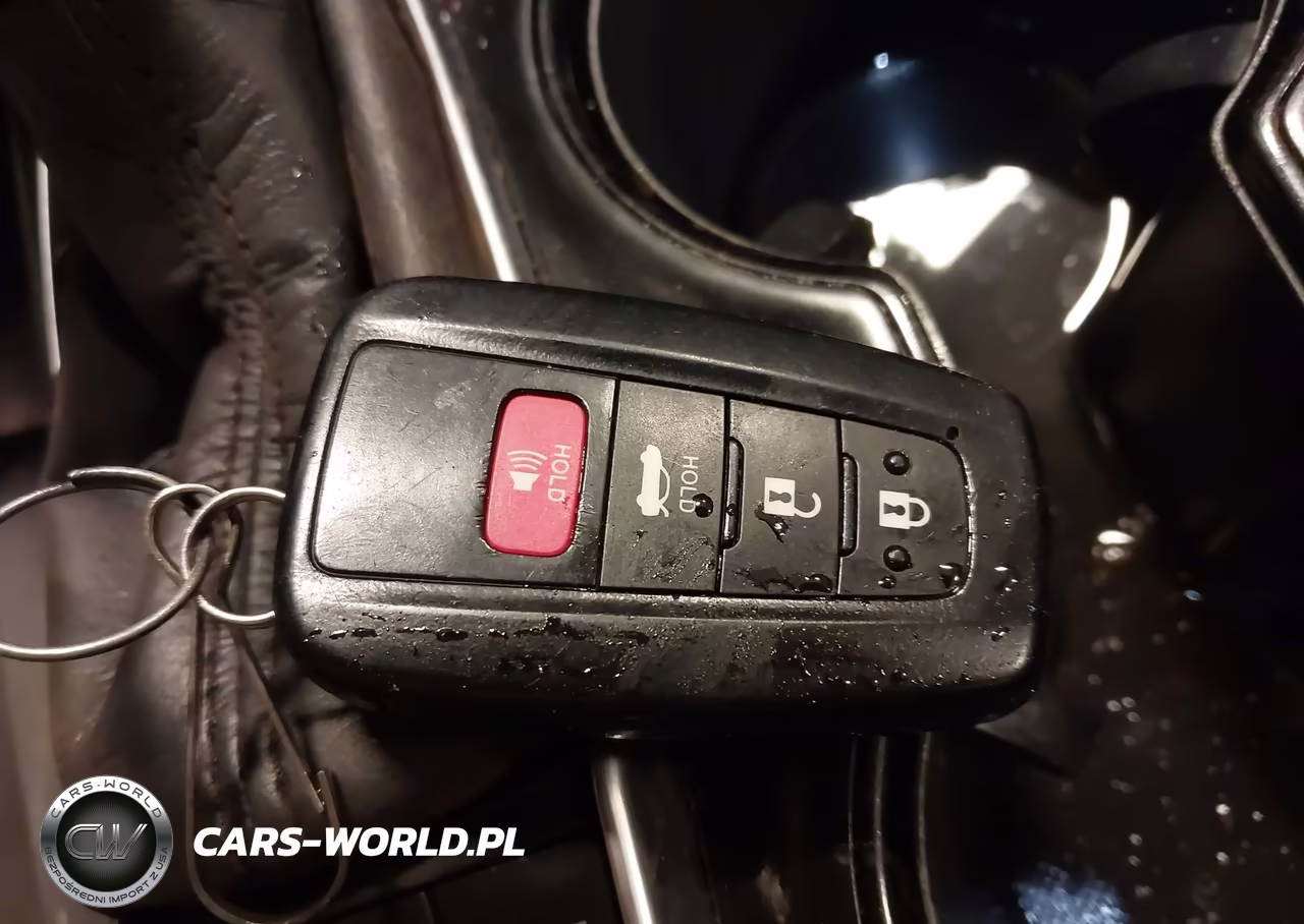 2018 Toyota Camry Hybrid Le VIN:4T1B31HK9JU506511 - 11