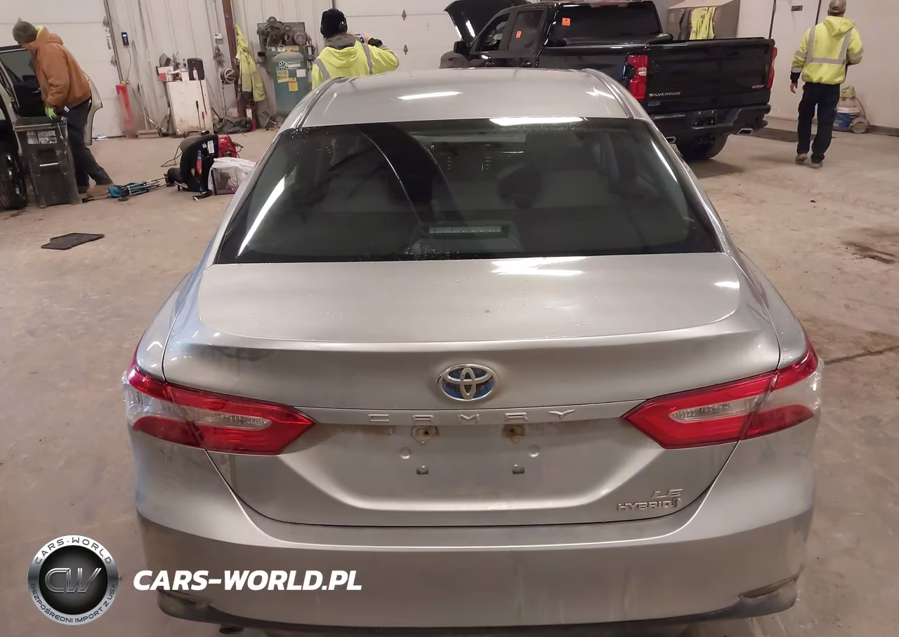2018 Toyota Camry Hybrid Le VIN:4T1B31HK9JU506511 - 16