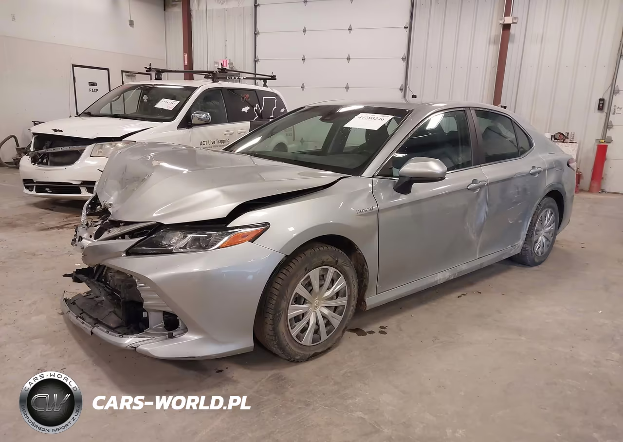 2018 Toyota Camry Hybrid Le VIN:4T1B31HK9JU506511 - 2