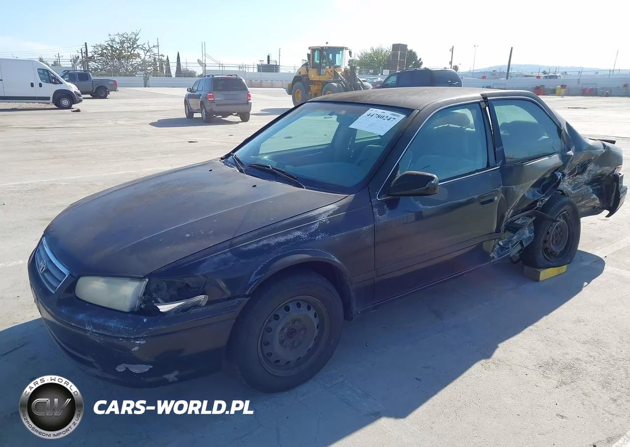 2001 Toyota Camry Le VIN:JT2BG22K510540629 - 2