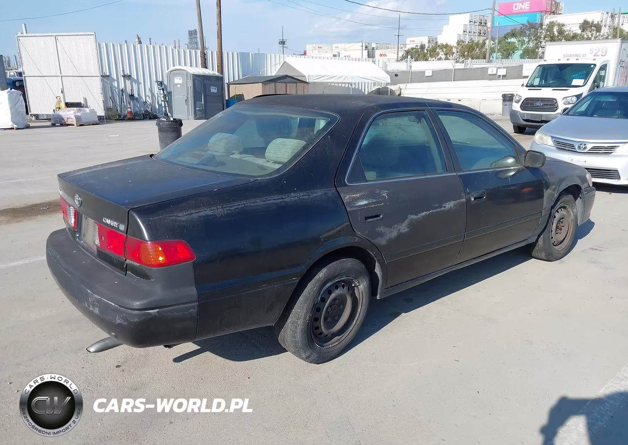 2001 Toyota Camry Le VIN:JT2BG22K510540629 - 4