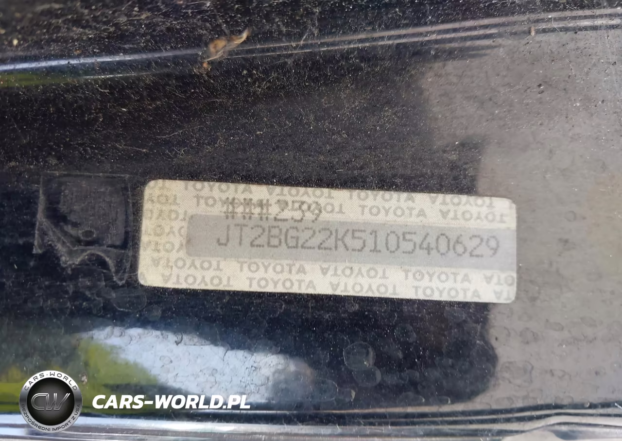 2001 Toyota Camry Le VIN:JT2BG22K510540629 - 9