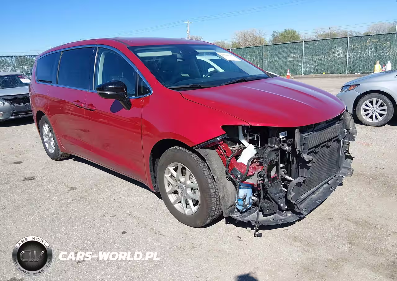 2024 Chrysler Pacifica Touring L