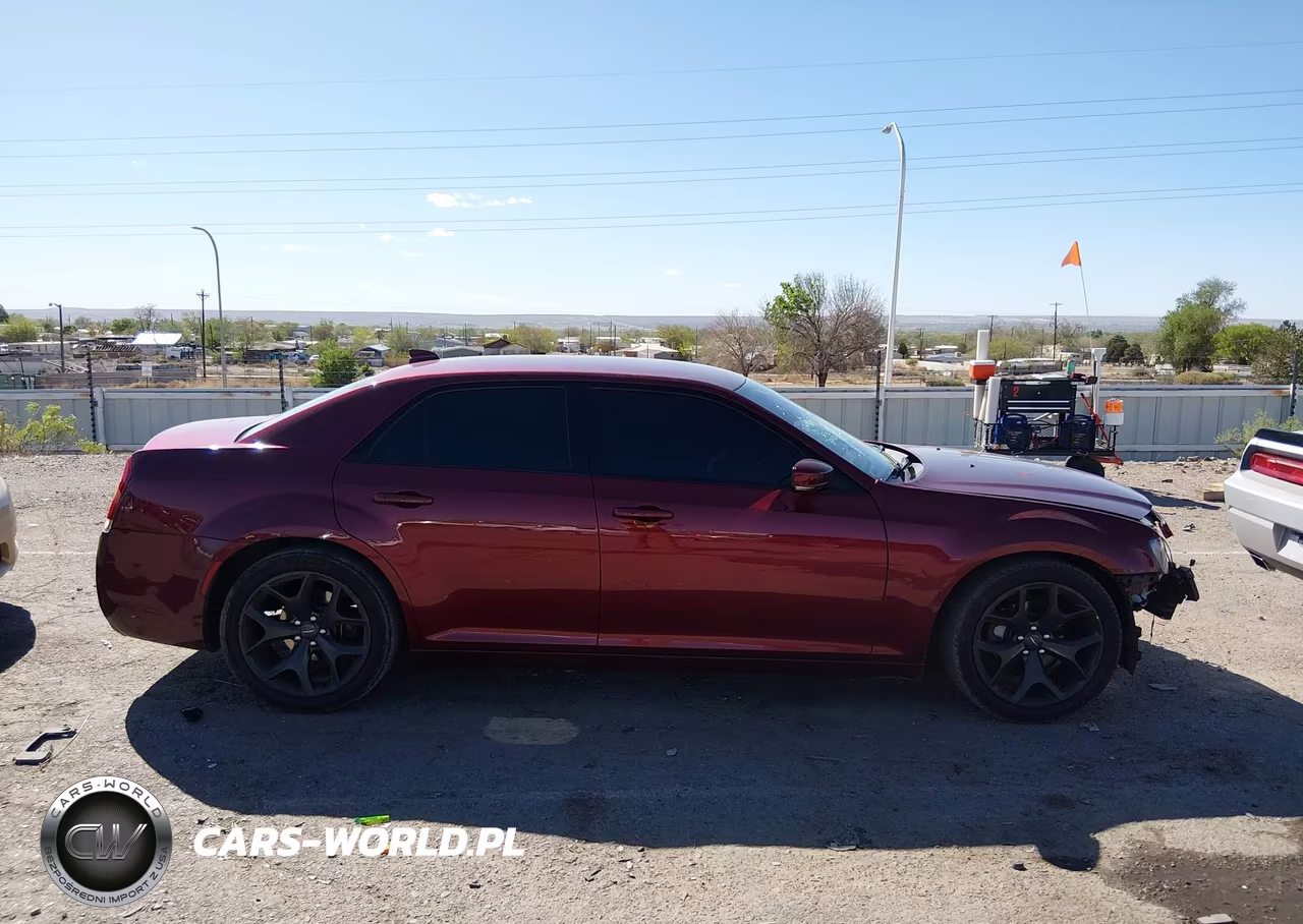 2021 Chrysler 300 300S VIN:2C3CCABG8MH506959 - 13