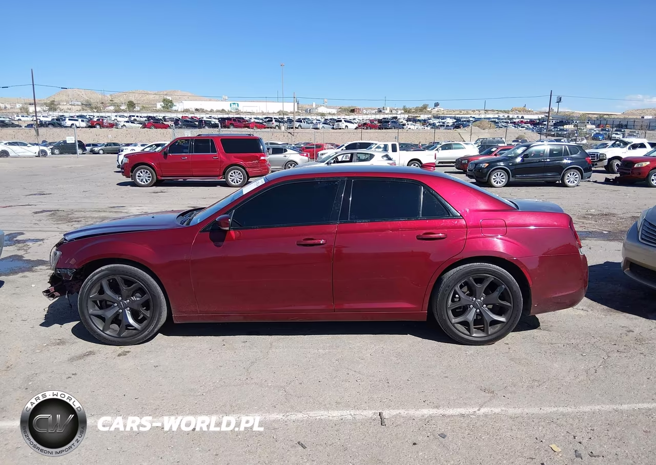 2021 Chrysler 300 300S VIN:2C3CCABG8MH506959 - 14