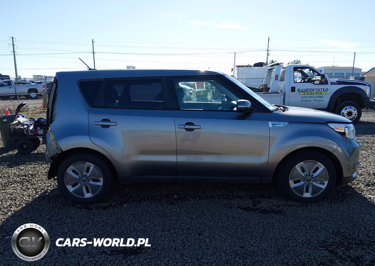 2018 Kia Soul Ev + VIN:KNDJX3AE1J7026479 - 14