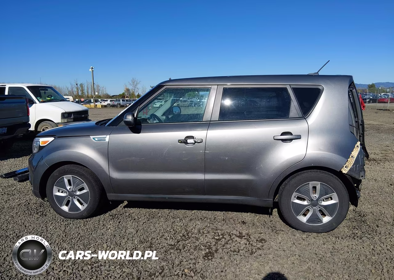 2018 Kia Soul Ev + VIN:KNDJX3AE1J7026479 - 15